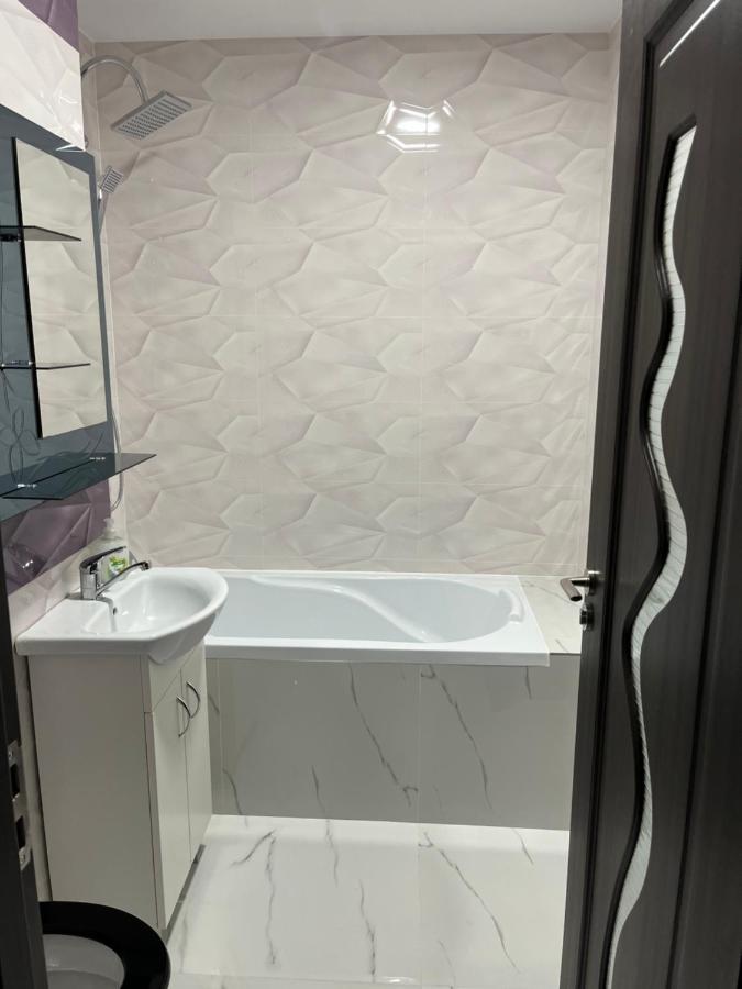 Studio Luigy Apartment Турда Екстериор снимка